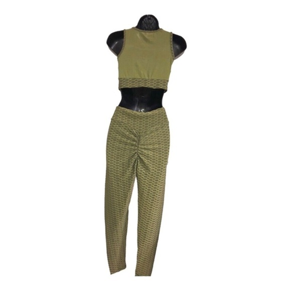 Green waffle texture sheer crop sports bra & booty contour leggings size small - Picture 16 of 16